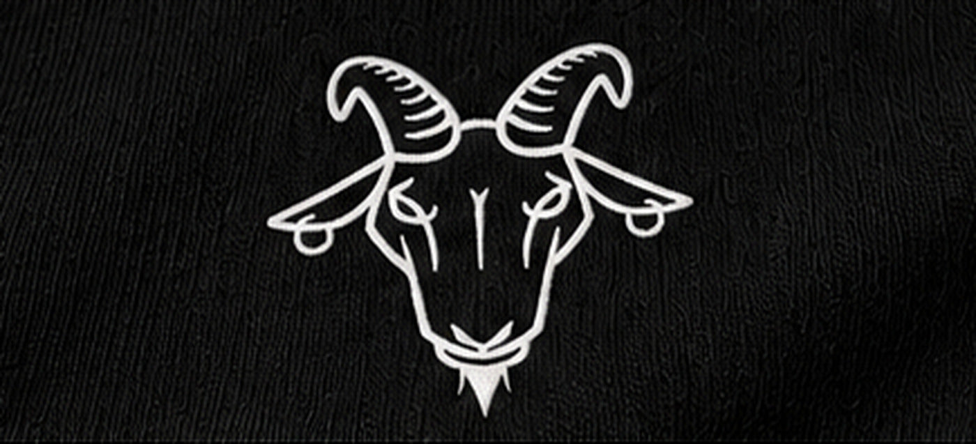 BASE FULL LOGO [NEGRO] — Detalle de etiqueta