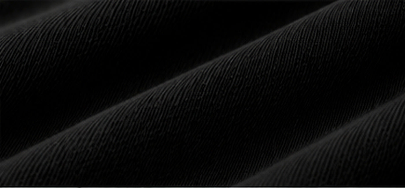 BASE FULL LOGO [NEGRO] — Detalle del estampado
